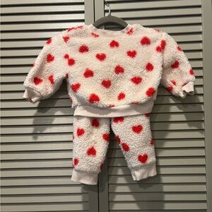 Cat & Jack Red Heart Fleece Set